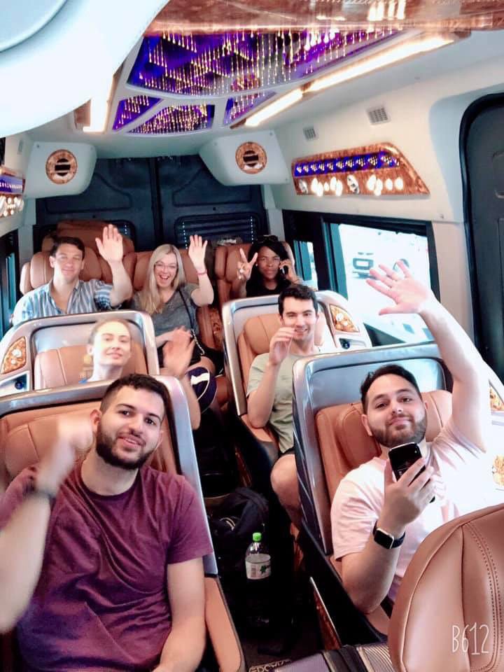 Thuê Xe Limousine Đi Ninh Bình【Đẳng Cấp | Giá Tốt】