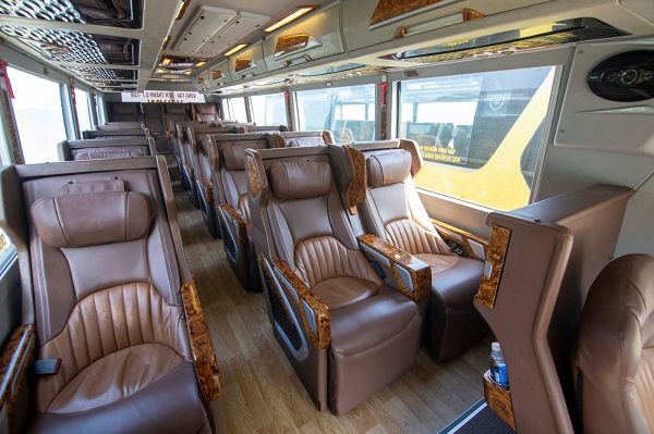 Đánh giá về nội thất bên trong xe Tràng An Limousine